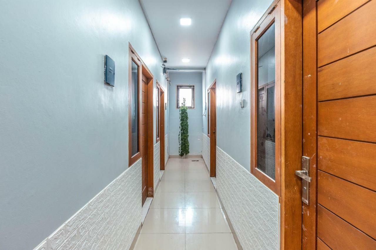 Hotel Oyo 1070 Kuningan 2*