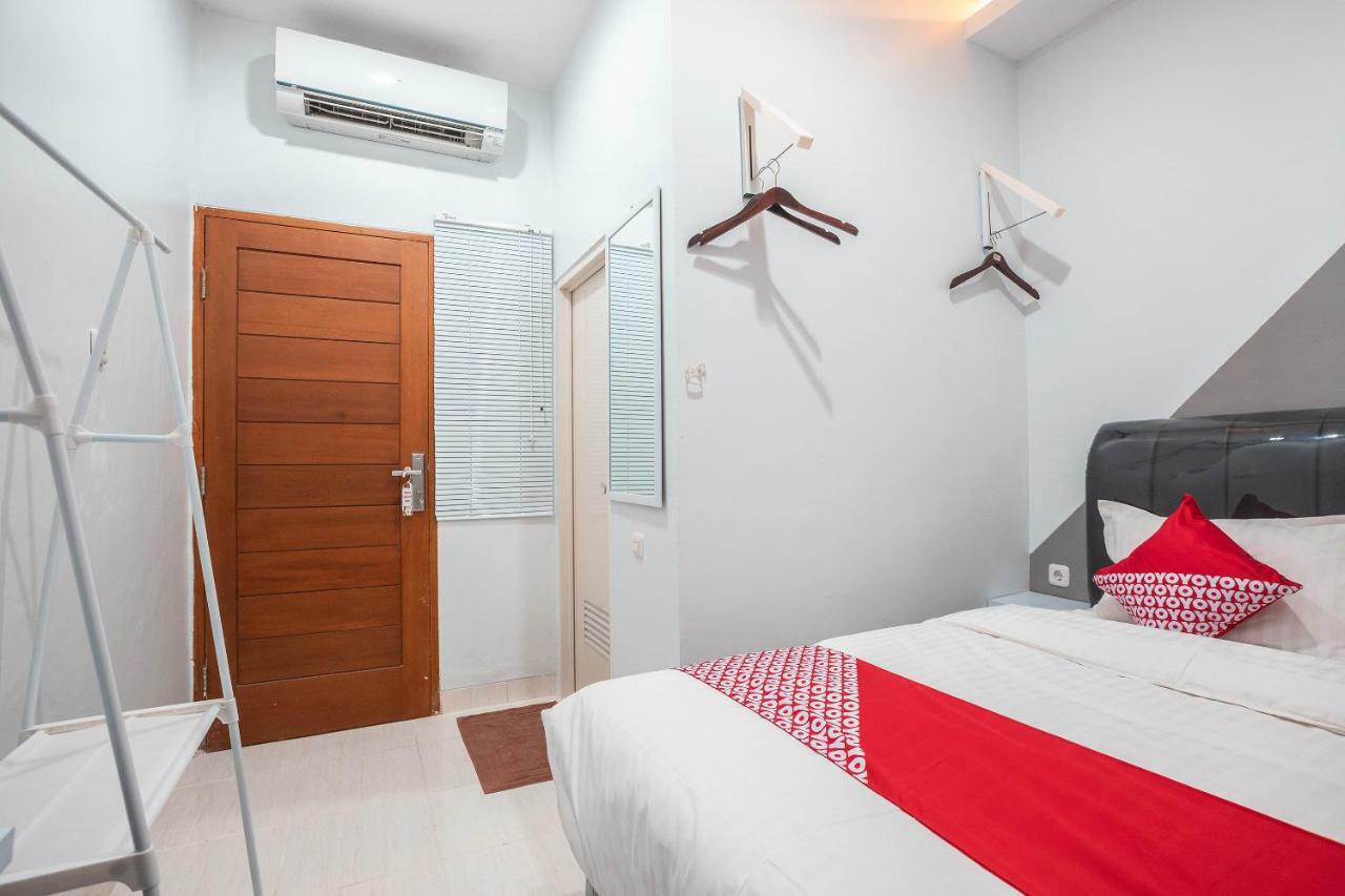 Oyo 1070 Kuningan 2*