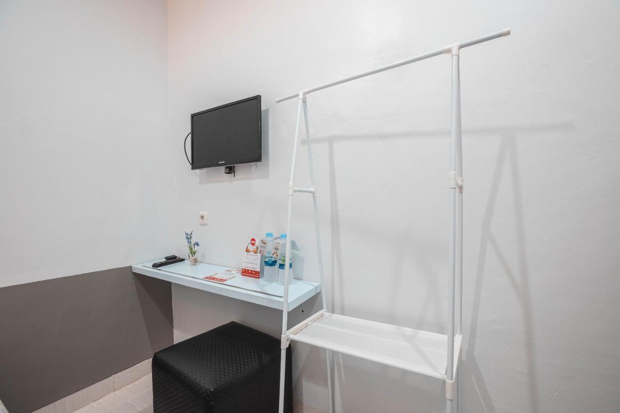 Oyo 1070 Kuningan 2* Jakarta